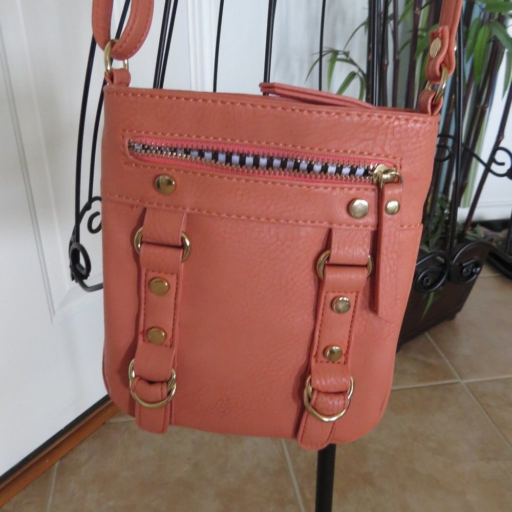 Charming Charlie Crossbody Bag NWOT - Picture 1 of 12